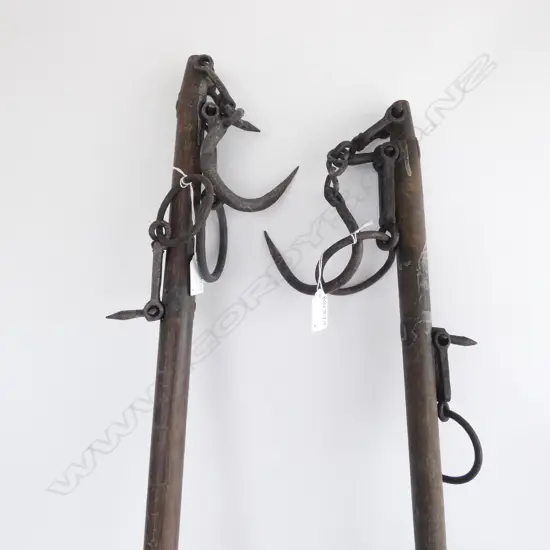2 LONG WOOD & IRON HANGING RODS (FOR LANTERNS?) L. 1180MM