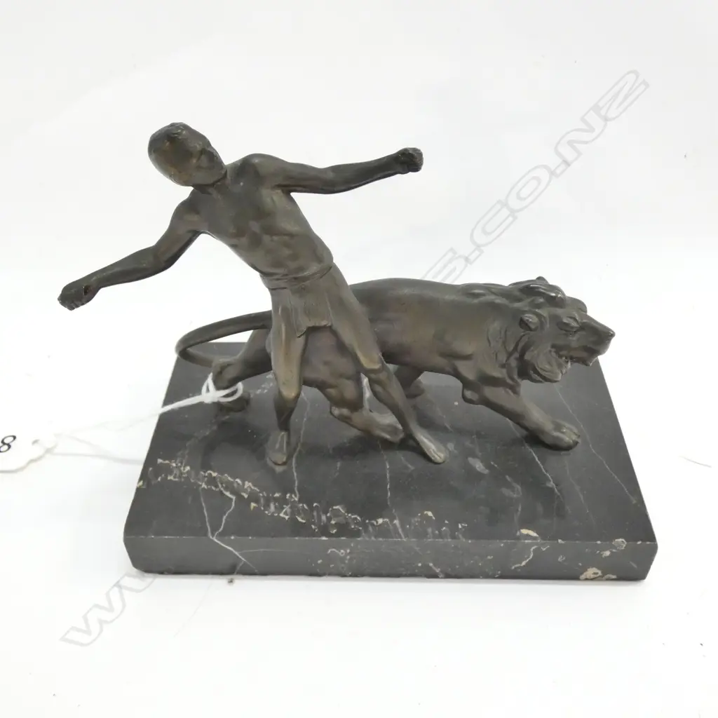BRONZE ANDROCLES & THE LION ON MARBLE BASE L. 140MM Image 1++