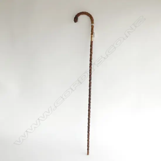 EARLY 20THC BRIAR WALKING STICK 18CT GP MOUNT