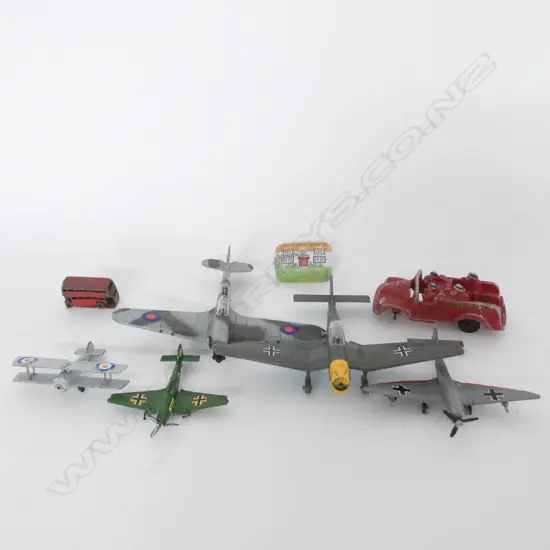SMALL BOX MISC OLD TOYS