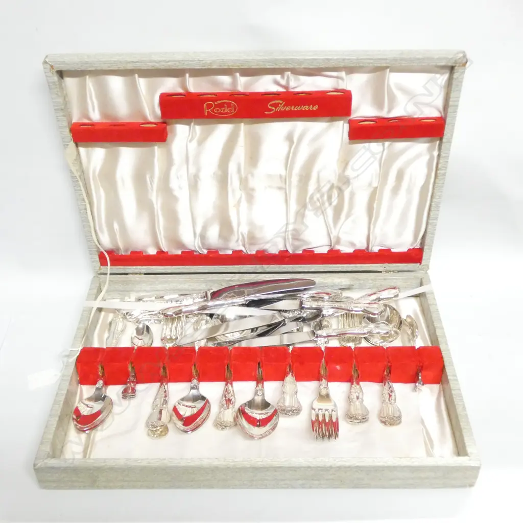 CANTEEN OF RODD SILVER PLATE CUTLERY Image 1++