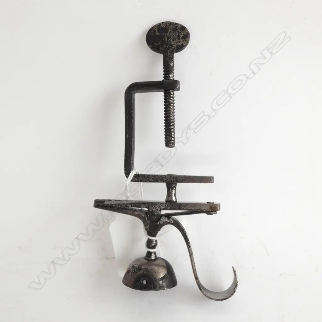 ANTIQUE TABLE CLAMP LACE ? CANDLE HOLDER TOP? Image 1++