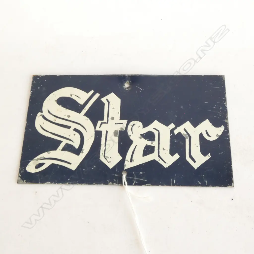 OLD 'STAR' METAL ADVERTISING SIGN 175 X 100MM Image 1++