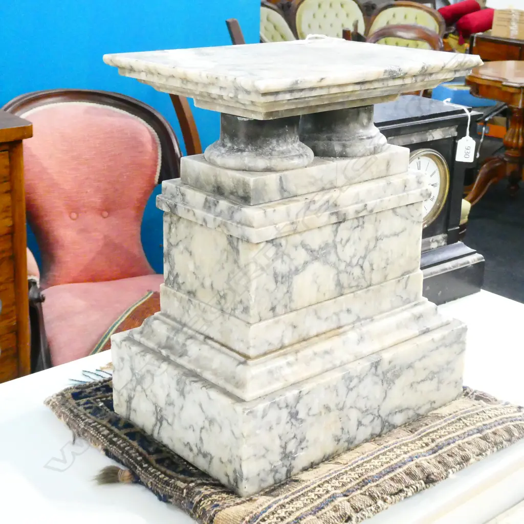 NEO-CLASSICAL MARBLE STEPPED PEDESTAL PLINTH. 320 x 220 x 380mm Image 1++