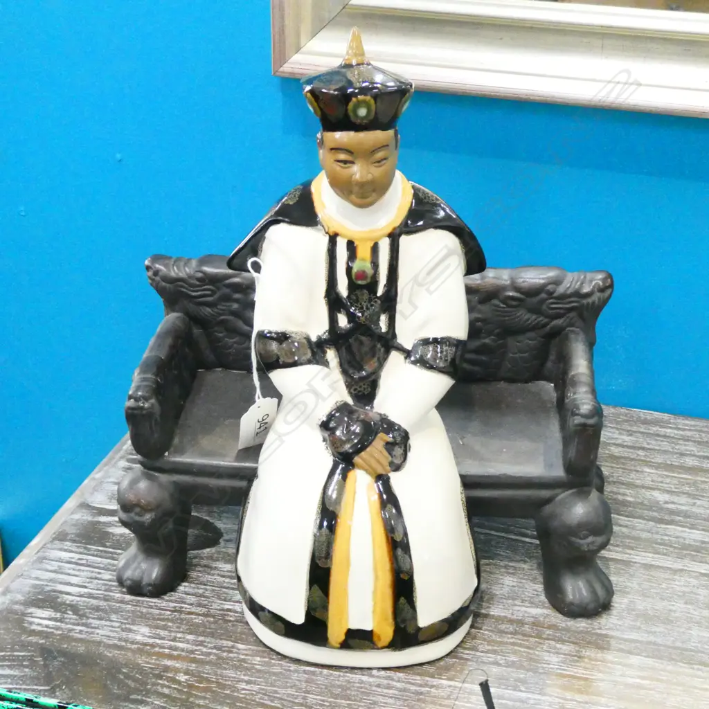 CERAMIC SEATED ORIENTAL MAN H. 320MM Image 1++