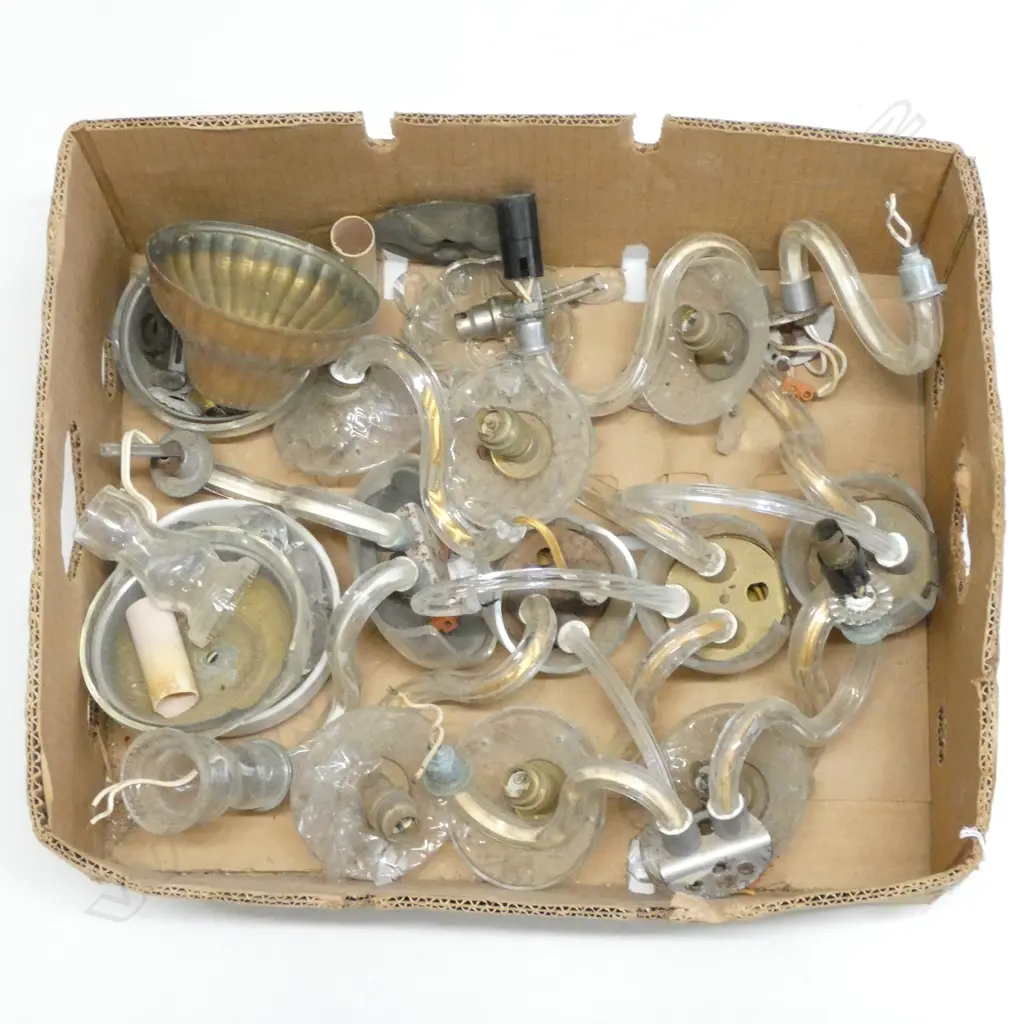 BOX LOT ASST. CRYSTAL LIGHT FITTINGS  Image 1++