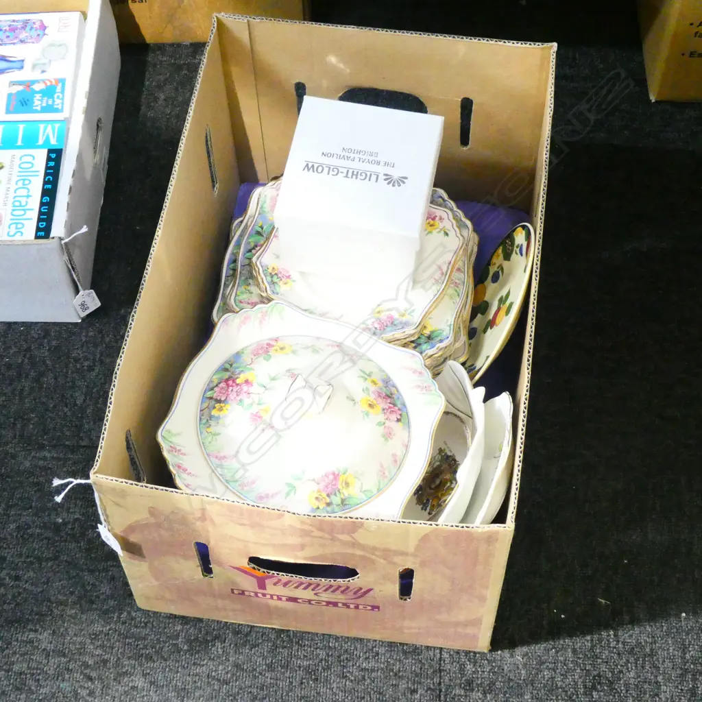 BOX LOT ROYAL WINTON 'CHERRY BLOSSOM' DINNER SERVICE AF + ETC Image 1++