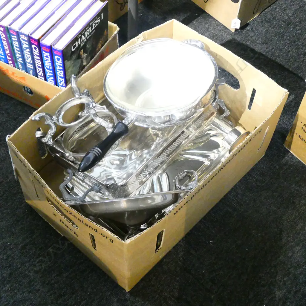BOX LOT EP CHAFING DISHES Image 1++
