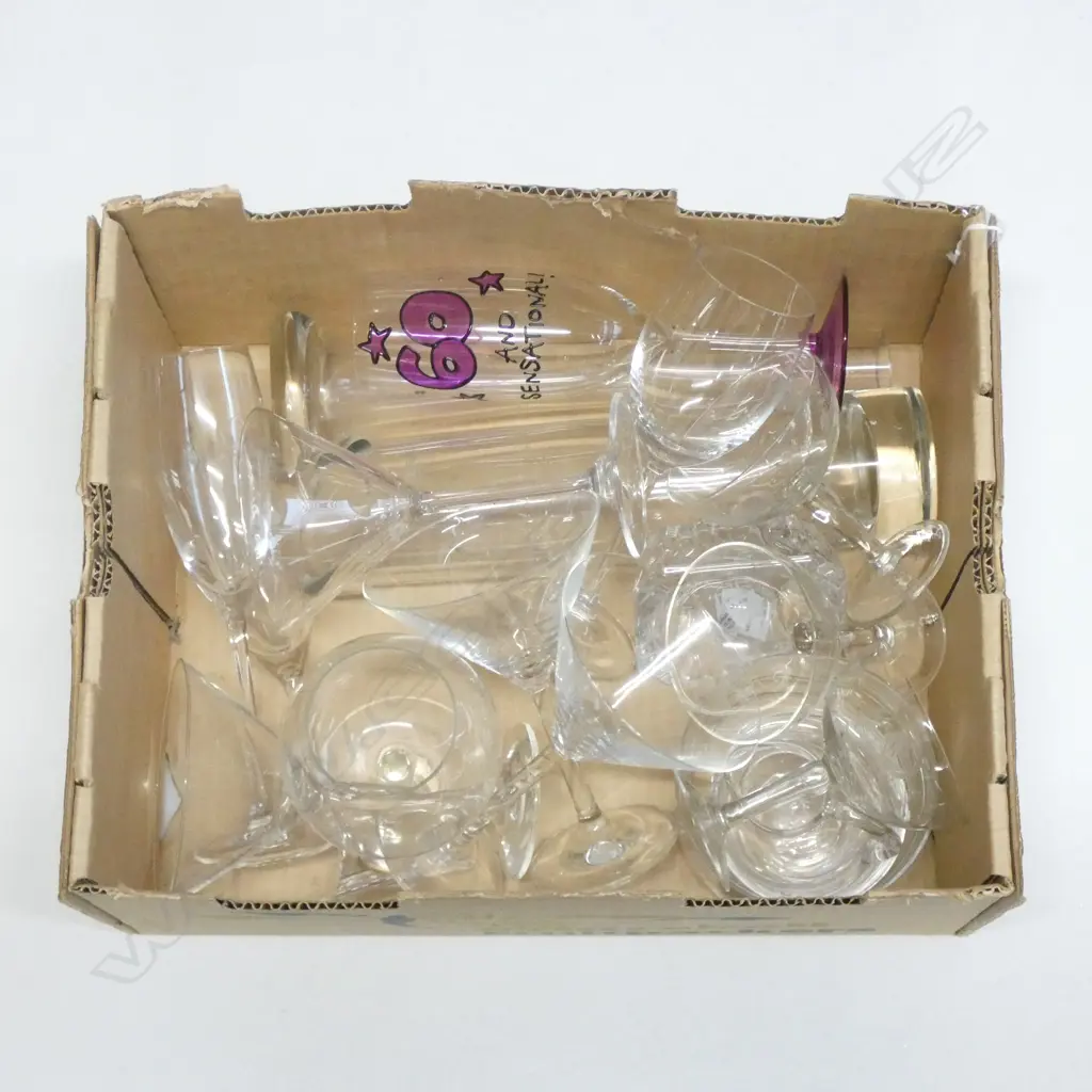 LG BOX LOT GLASSES; STEMWARE ETC.. Image 1++