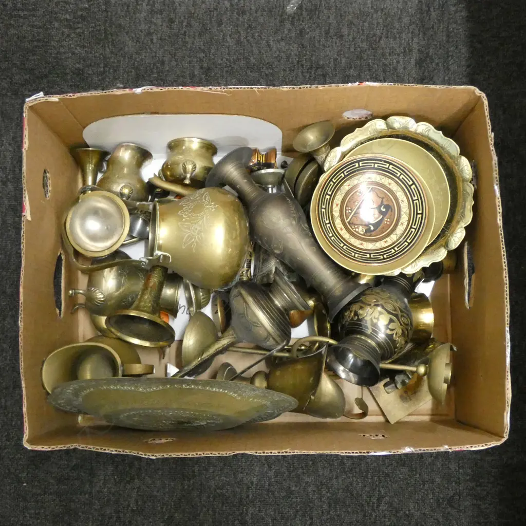 BOX LOT ASST. BRASS ETC Image 1++