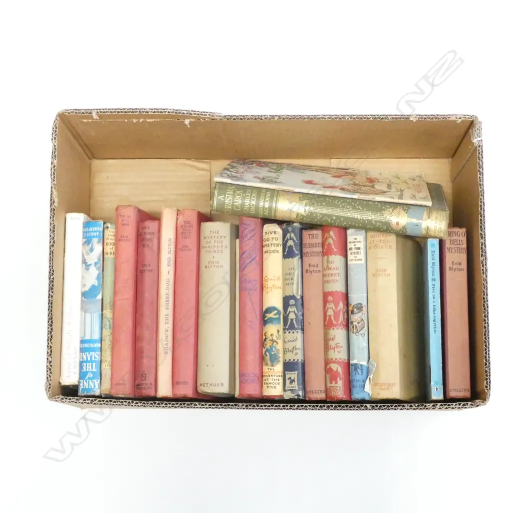 BOX ASST OLD BOOKS - MAINLY ENID BLYTON Image 1++