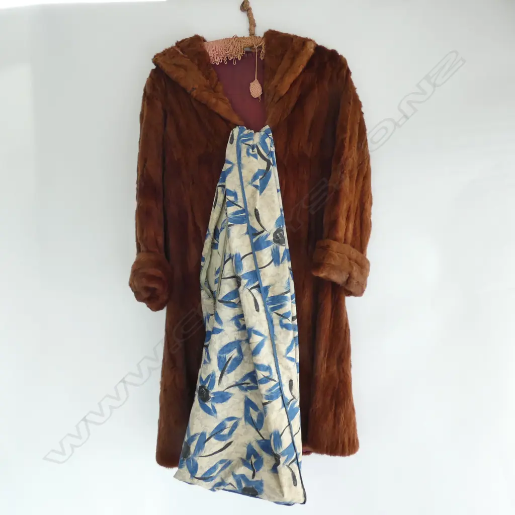 RABBIT FUR COAT  Image 1++