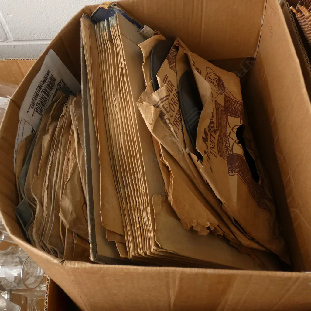 BOX MISC 78 RECORDS Image 1++
