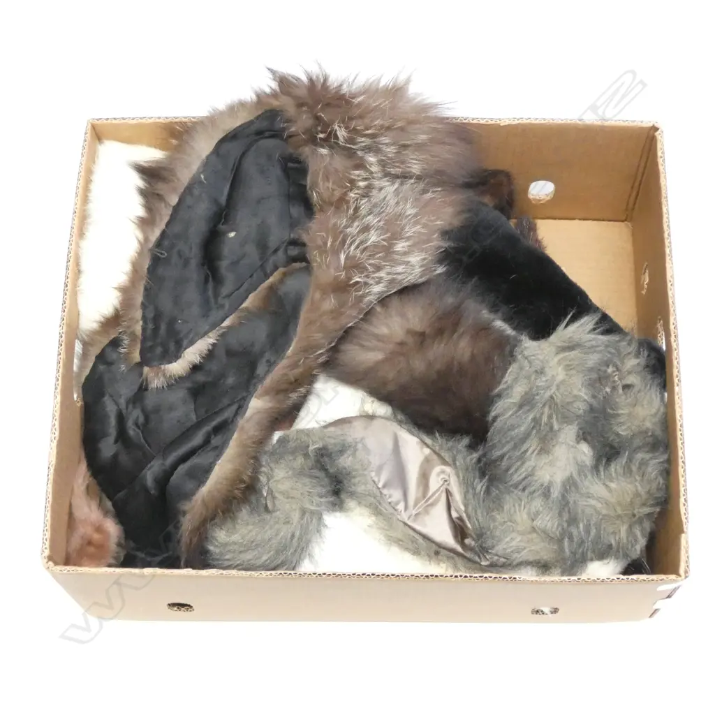 BOX LOT RABBIT STOLES, MUFF, FAUX FUR ETC Image 1++