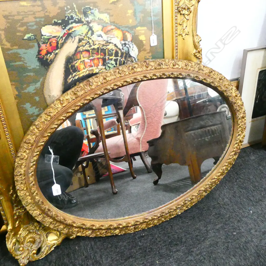 GILT FRAMED MIRROR Image 1++