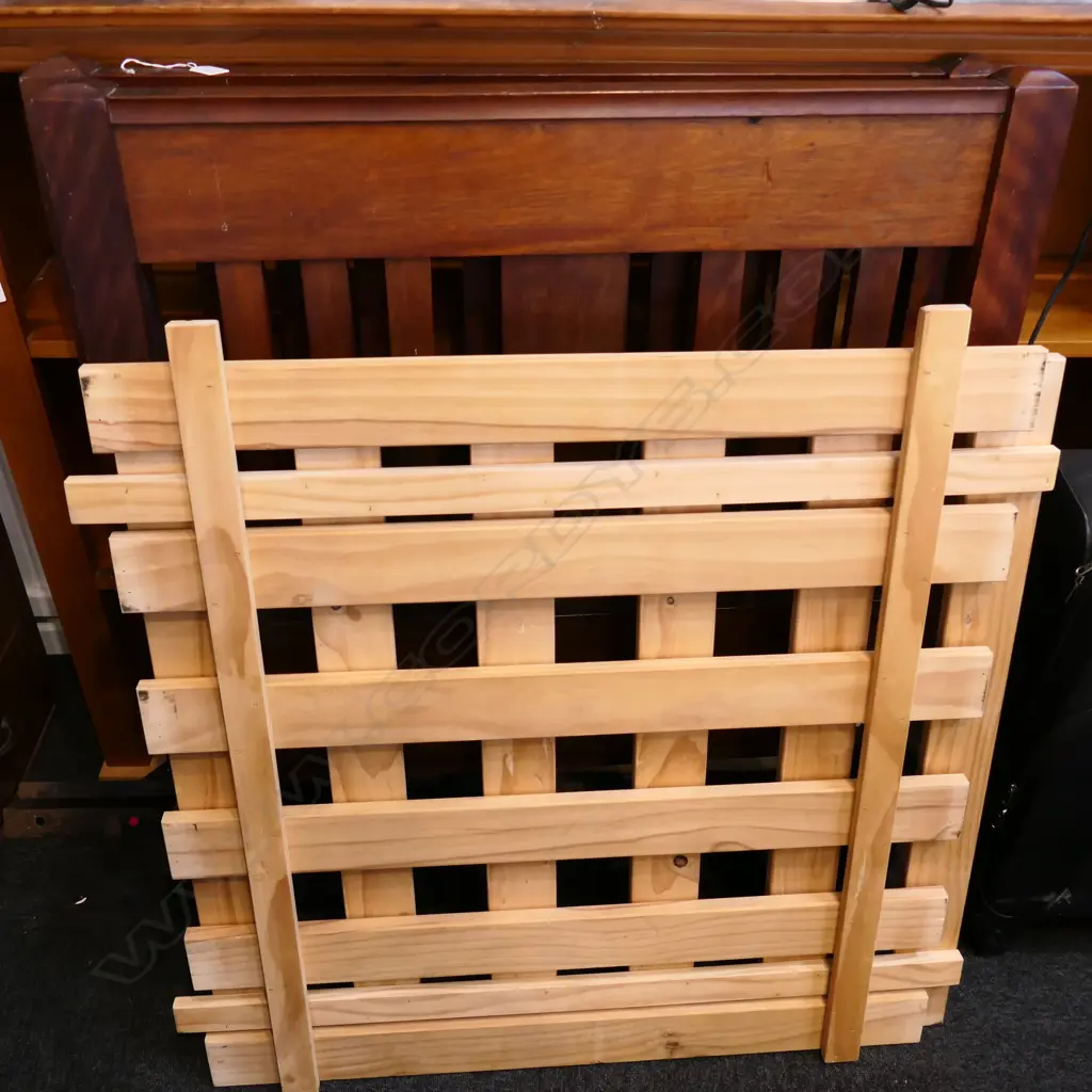 OAK BEDENDS AND BASE WITH RAILS Image 1++