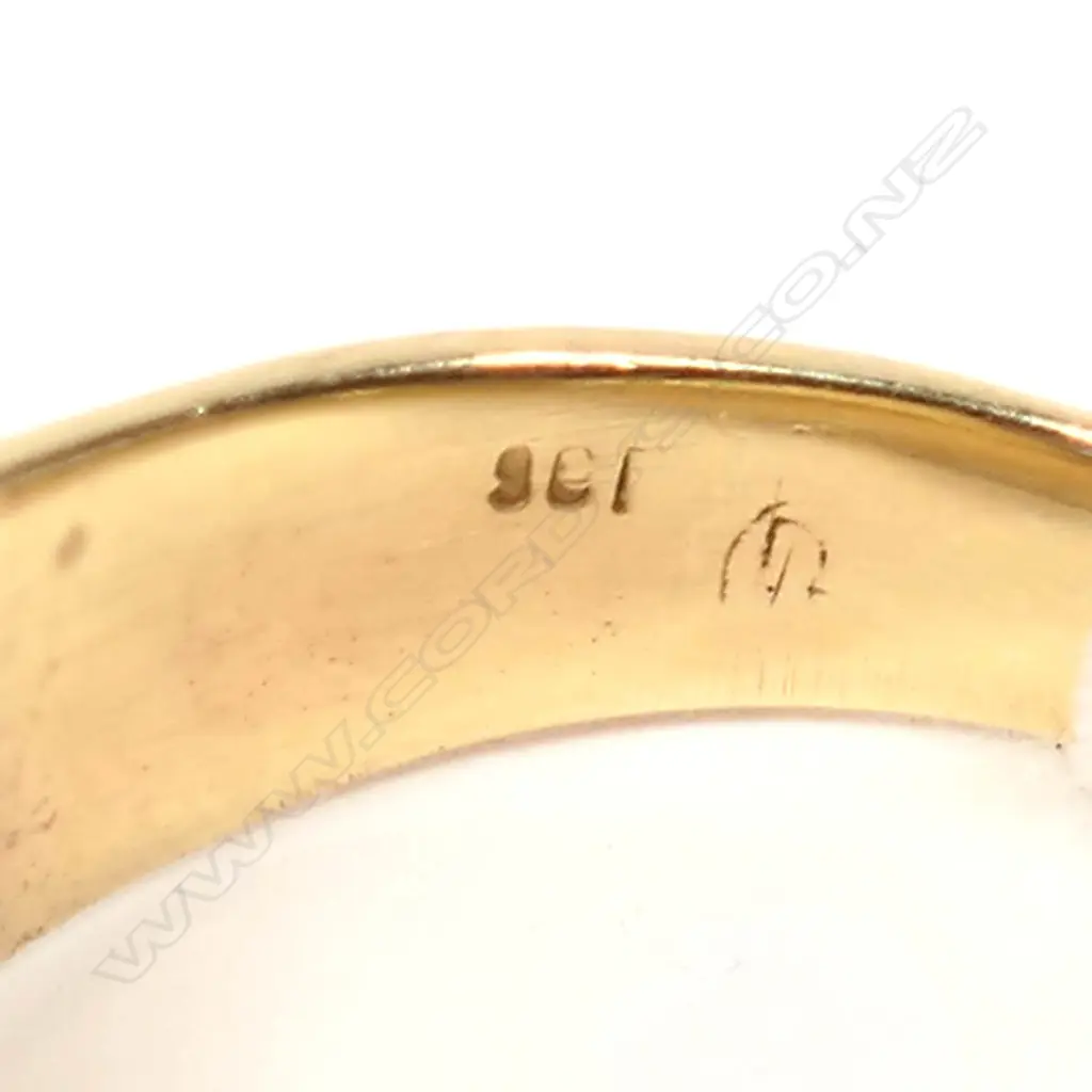 UNIQUE 9ct GOLD & SILVER CROSS RING, CHRISTCHURCH JEWELLERY (STAMPED DF) c.1985. 12.4gm  Image 1++