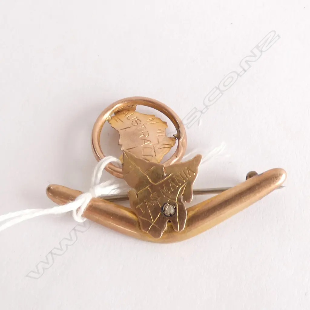 TWO 9CT GOLD AUSTRALIAN BROOCHES 3.63gm Image 1++