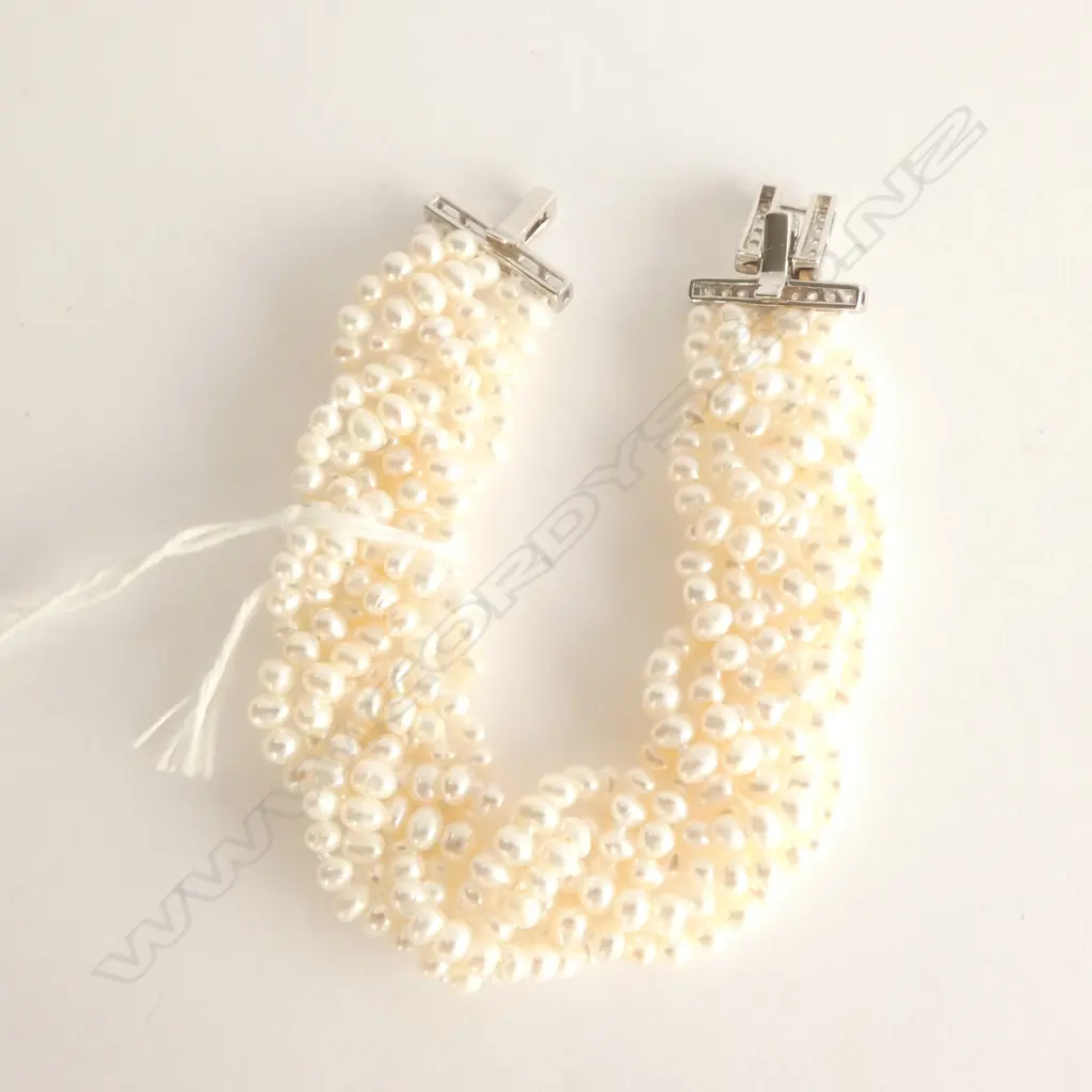 FRESH WATER MULTI PEARL & STRAND BRACELET Image 1++