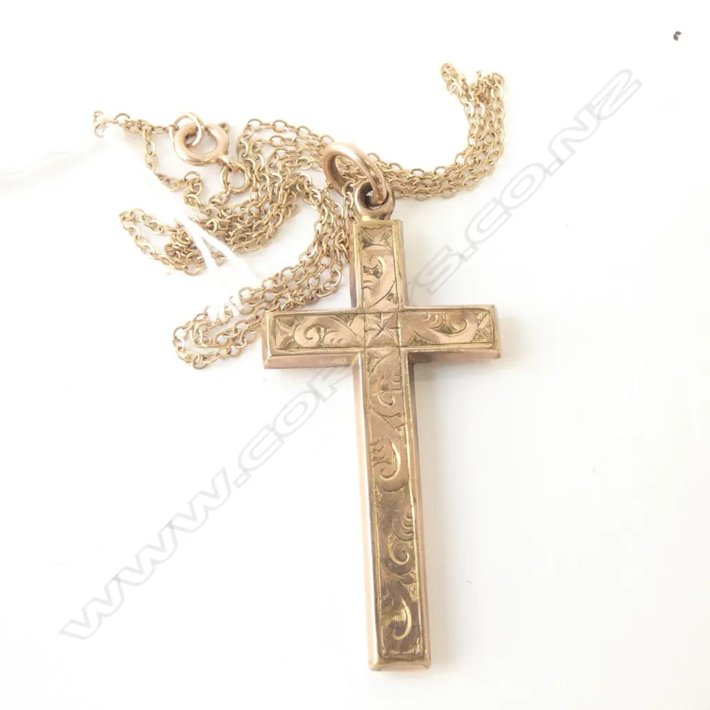 VINTAGE GOLD CROSS AND PLATED CHAIN Image 1++
