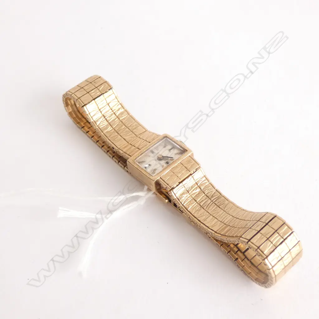9CT GOLD LADIES TUDOR WRISTWATCH 29.64gm (including movement) Image 1++