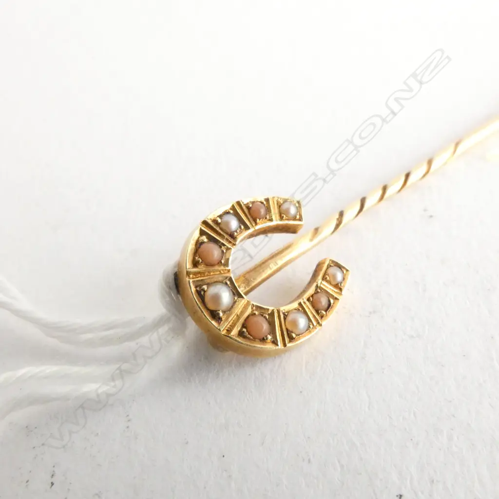 PIN, NOT STAMPED BUT TESTS AS ct GOLD, WITH SEED PEARLS, c.1910 Image 1++