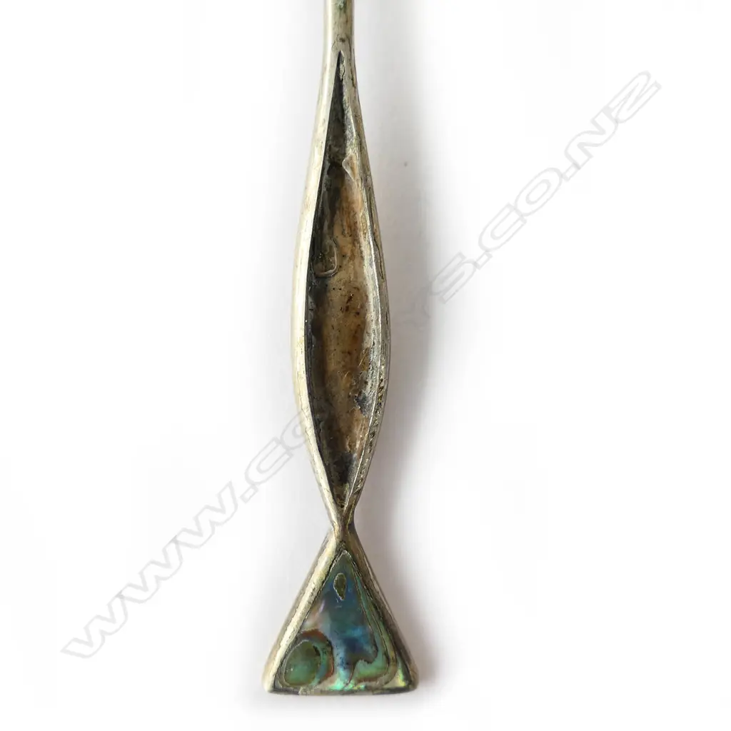 SET OF SIX S/SILVER FISH TAIL & PAUA COFFEE SPOONS, LOSSES TO ONE Image 1++