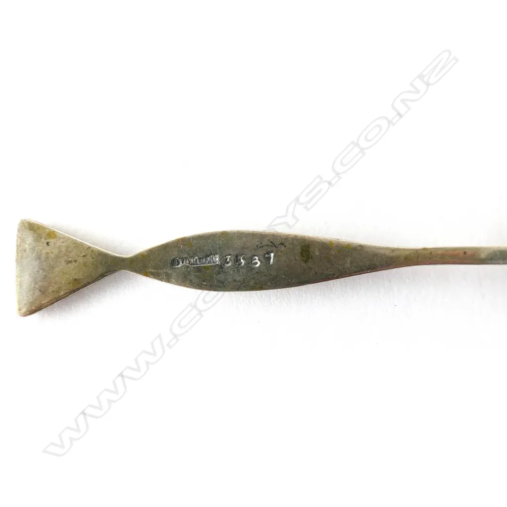 SET OF SIX S/SILVER FISH TAIL & PAUA COFFEE SPOONS, LOSSES TO ONE Image 1++