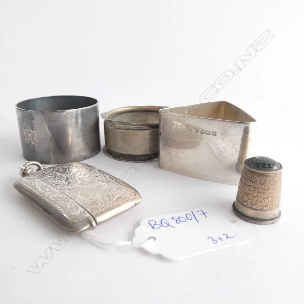 3 STG SILVER NAPKIN RINGS + THIMBLE & VESTA 91 GRAMS Image 1++