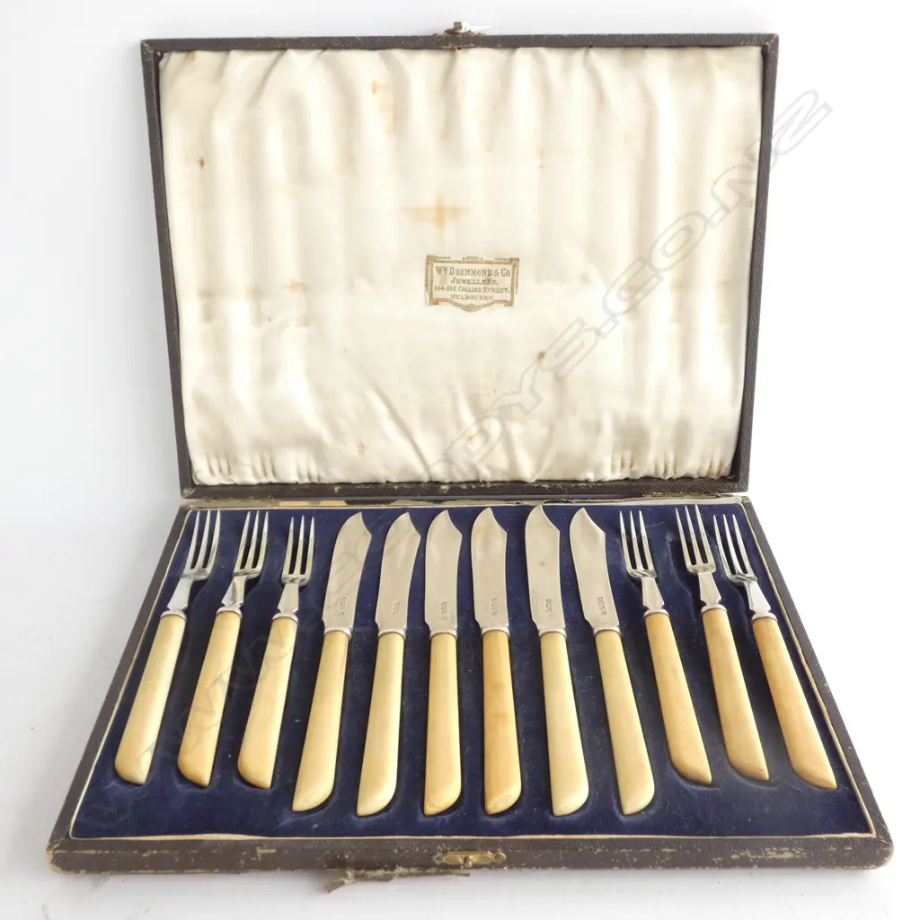 STG SILVER CASED CUTLERY SET SHEFFIELD 1946 Image 1++