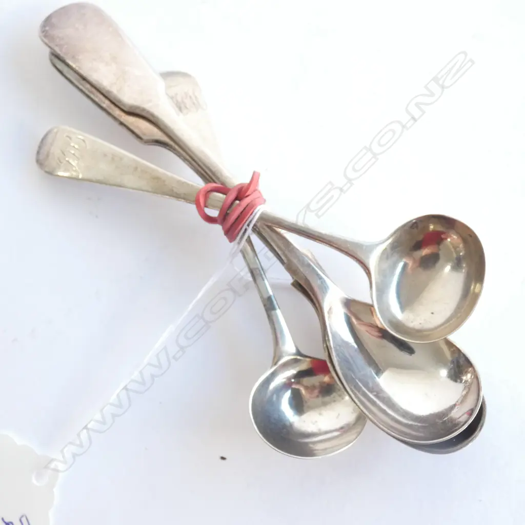 2 SILVER OLD ENGLISH PTN SALT SPOONS & PR EP MUSTARD SPOONS  Image 1++
