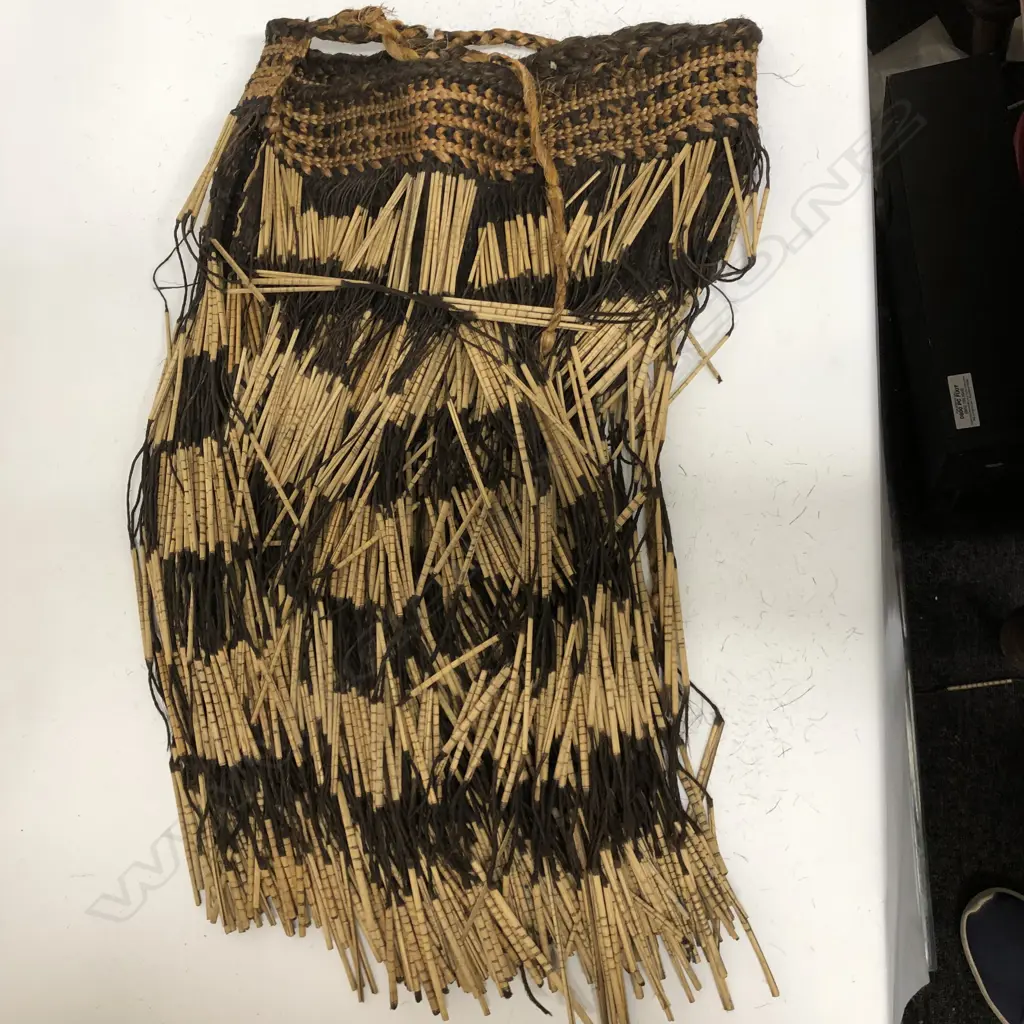 OLD MAORI FLAX PIUPIU WOVEN WAISTBAND Image 1++