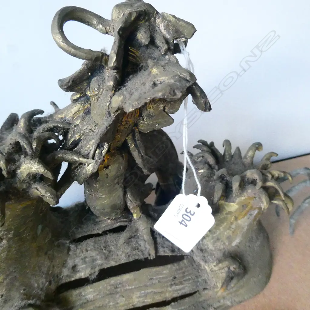 BRONZE DRAGON FIGURE - L. 260MM H. 200MM Image 1++