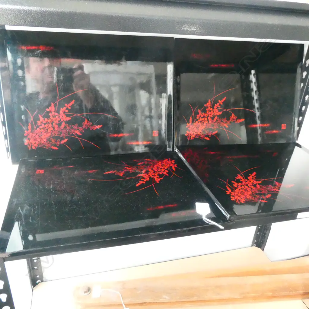 4 VINTAGE LACQUER TRAYS 380 X 280MM Image 1++