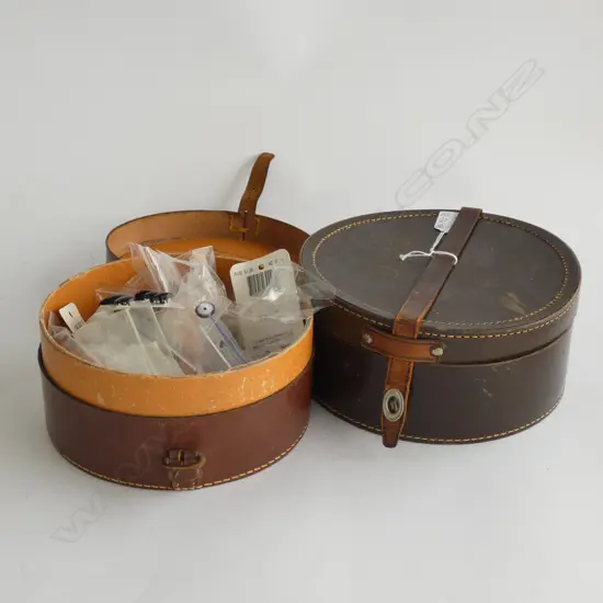2 COLLAR BOXES AND CONTENTS 