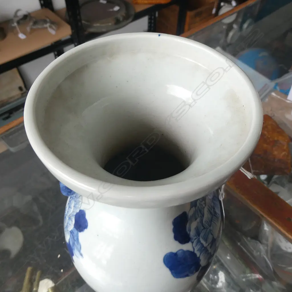 CHINESE B/W VASE H. 280MM Image 1++