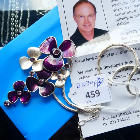 DAVID TASKER DESIGN PENDANT & CHAIN