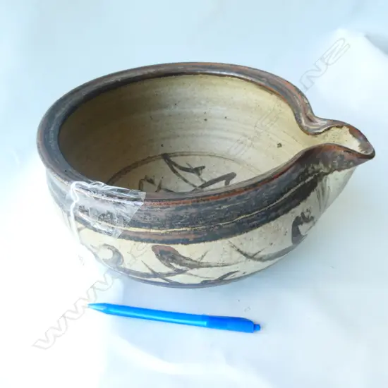 LARGE RAY ROGER’S BOWL IMPRESSED MARK D260MM X 280MM H135MM