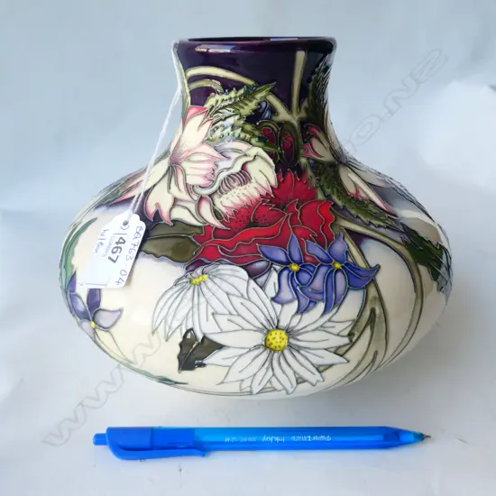 LG MOORCROFT  VASE - 2009 DIA. 220MM H. 200MM - WITH BOX