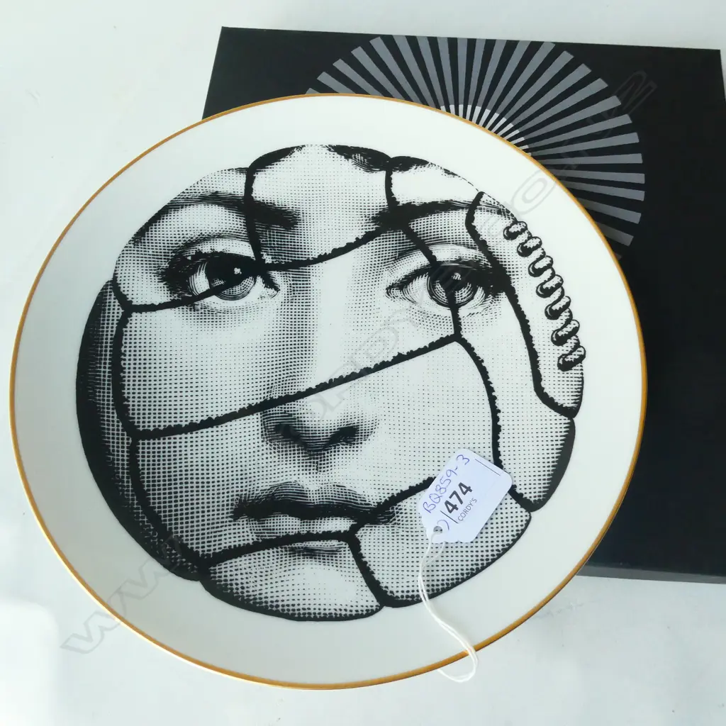 FORNASETTI PLATE IN BOX - FOOTBALL FACE Image 1++