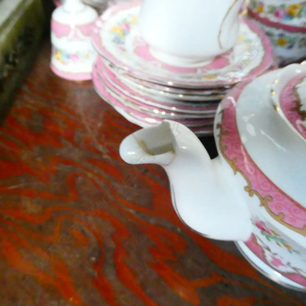 CROWN STAFFORDSHIRE EXTENSIVE PORCELAIN TEA SET Image 1++