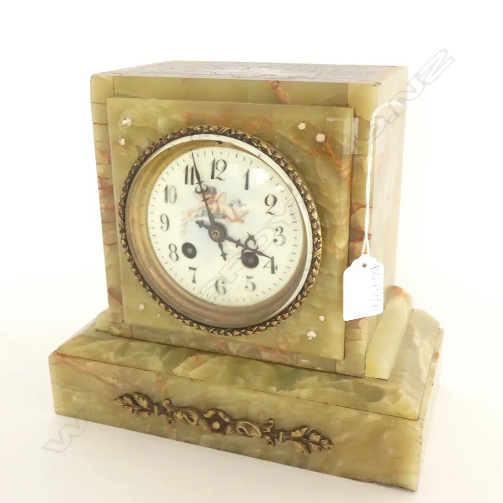 GREEN ALABASTER CLOCK H. 225MM Image 1++