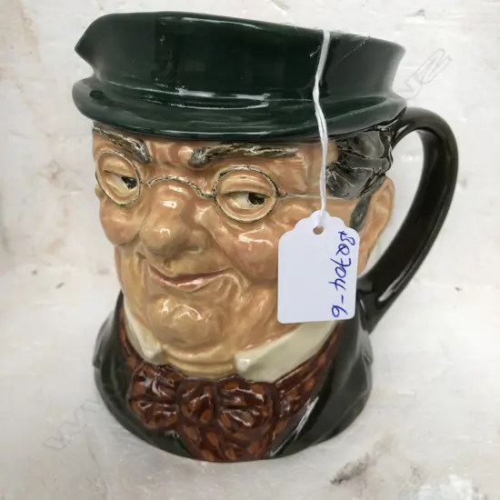 ROYAL DOULTON CHARACTER JUG LARGE MR PICKWICK
