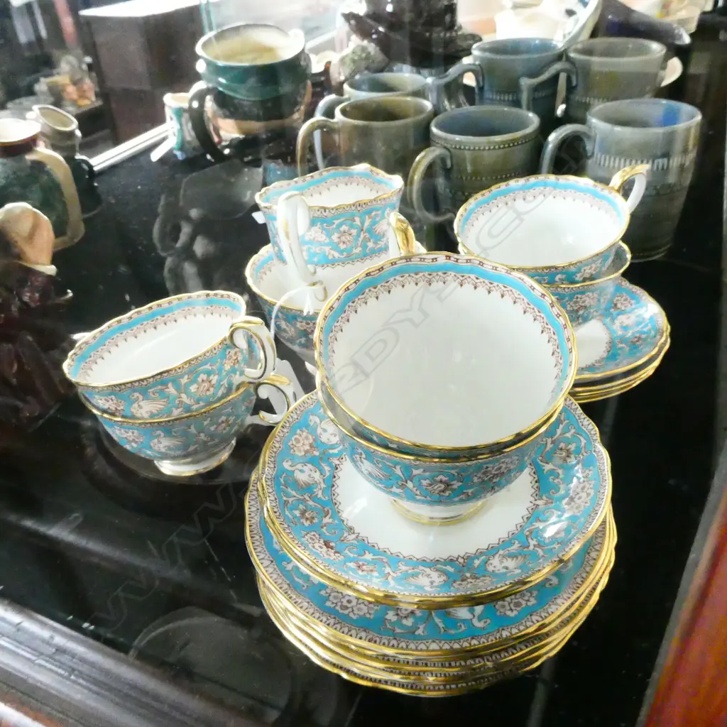 20 PCE CROWN STAFFORDSHIRE 'ELLESMERE' TEA SET Image 1++