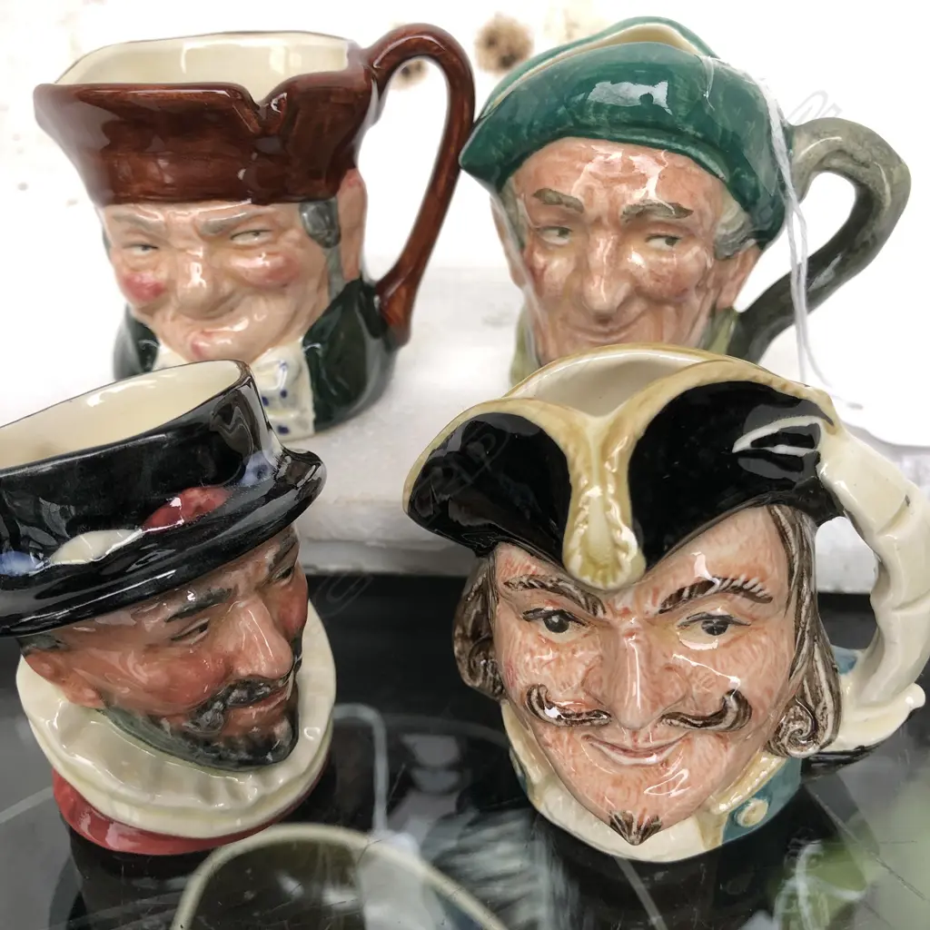 3 ROYAL DOULTON TOBY JUGS HAPPY JOHN, HONEST MEASURE + THE CLERGYMAN Image 1++