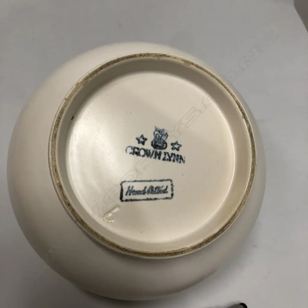 CROWN LYNN HAND POTTED VASE #9 medium Image 1++