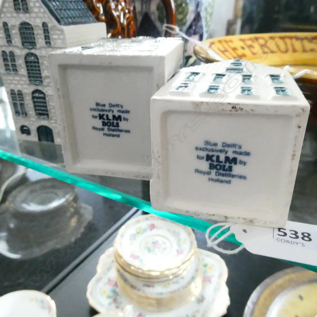 3 KLM BLUE DELFT HOUSES H. 110MM Image 1++