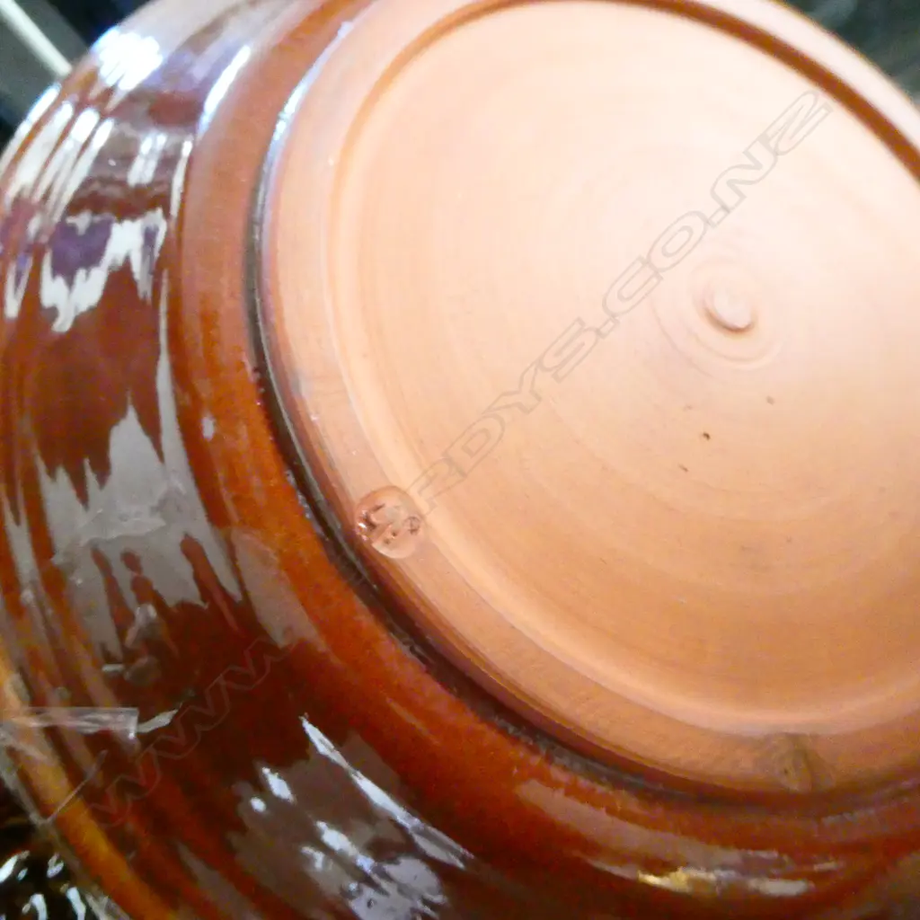 STUDIO POTTERY SLIPWARE PLATE “ ENJOY THE FRUITS OF THE EARTH” SIGNED JH EARTHENWARE D290MM Image 1++