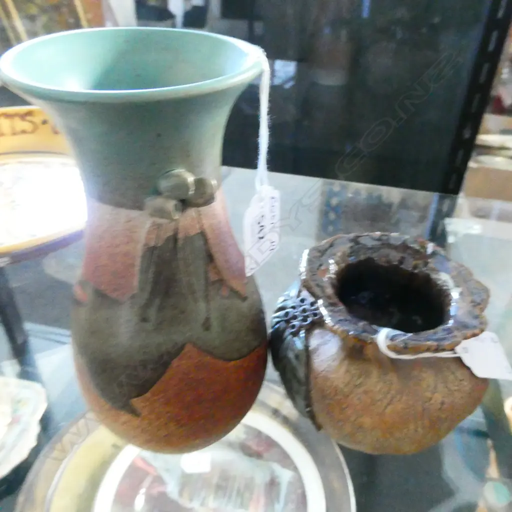 2 AUSTRALIAN STUDIO POTTERY VASES BY 'MB'. GUM NUT Image 1++