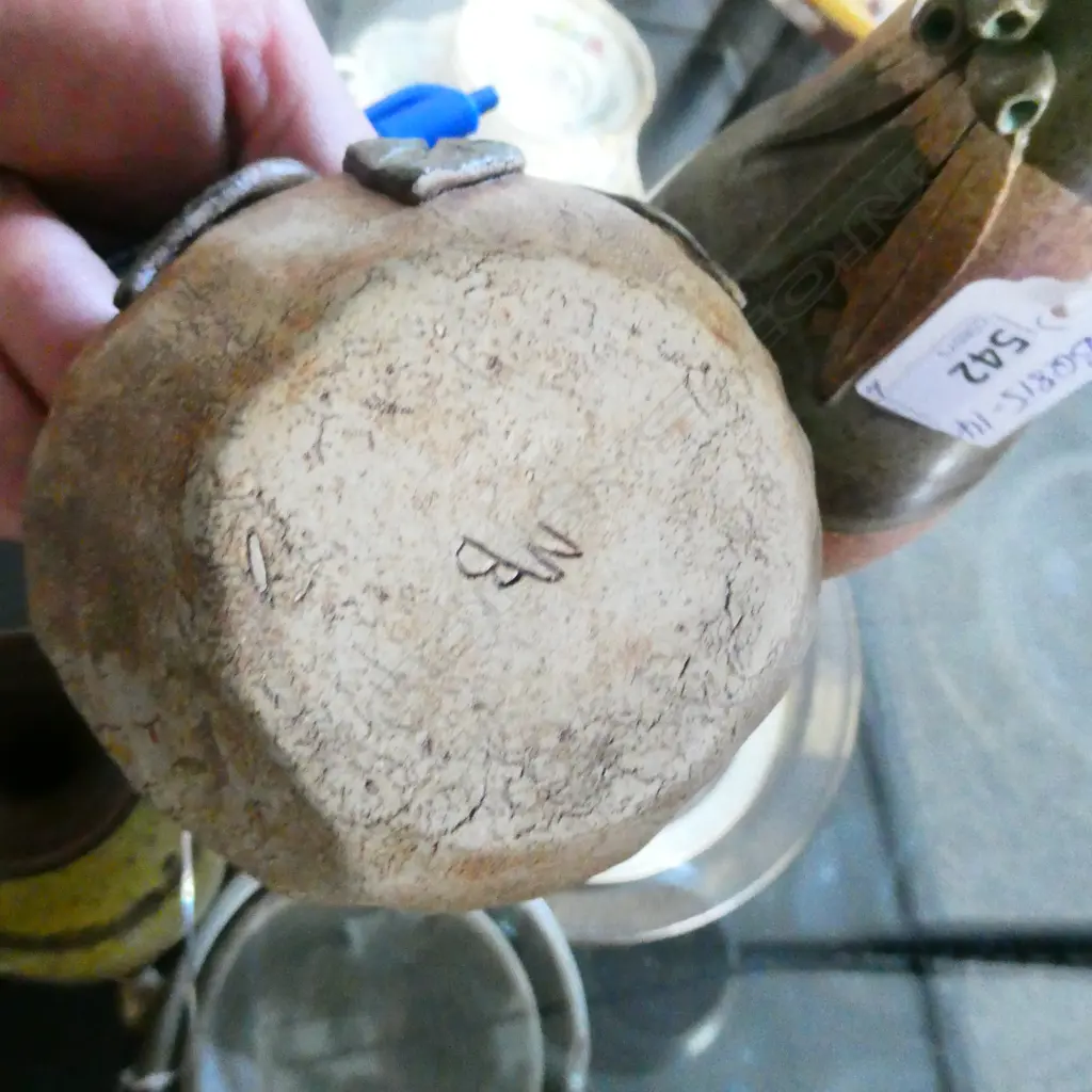 2 AUSTRALIAN STUDIO POTTERY VASES BY 'MB'. GUM NUT Image 1++